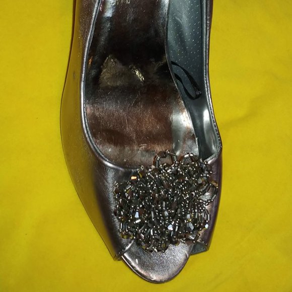 Peep Toe Pumps - Picture 7 of 7